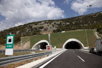 Γυρίζουν σελίδα τα οδικά έργα