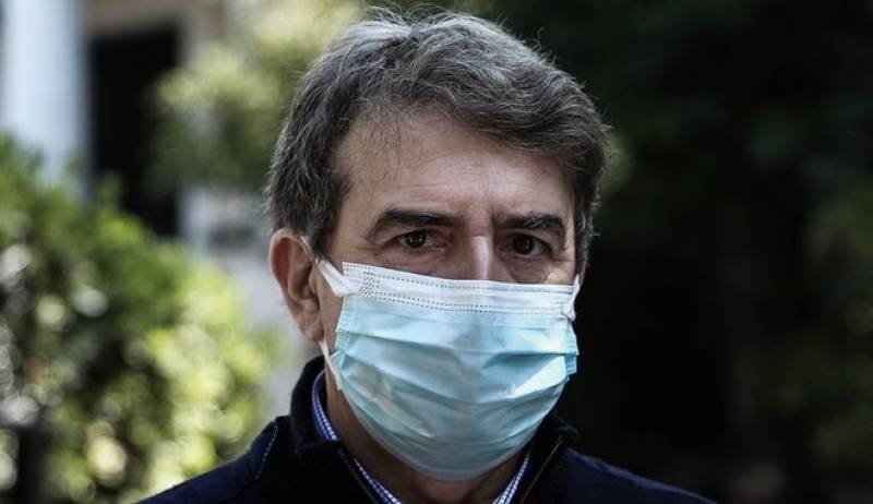 Χρυσοχοϊδης: Παρέδωσε στον Άρειο Πάγο φάκελο με στοιχεία για το οργανωμένο έγκλημα