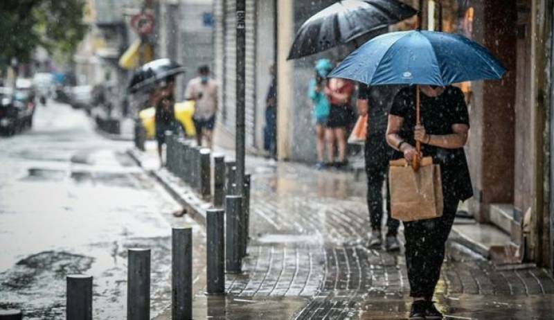 Καιρός: Επικαιροποιήθηκε το έκτακτο δελτίο της ΕΜΥ - Πού θα σημειωθούν βροχές και καταιγίδες (βίντεο)