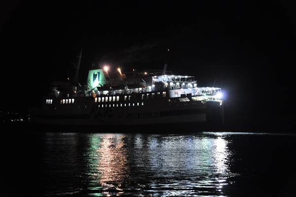 Ξεκίνησαν τα δρομολόγια του «Βιτσέντζος Κορνάρος» (φωτογραφίες και βίντεο)