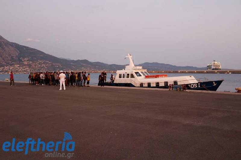 Καλαματα: Σύλληψη δύο Αζέρων για τη διακίνηση μεταναστών