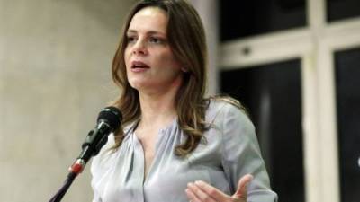 Αχτσιόγλου: "Χωρίς σοβαρά μέτρα οι ανατιμήσεις οδηγούν σε εκτεταμένη φτωχοποίηση"