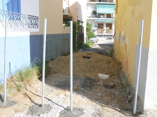 Δήμος κατά ιδιώτη για τον αποκλεισμό δημοτικής οδού