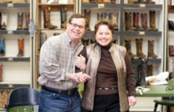 Δύο νέοι με σύνδρομο Down παντρεύονται σχεδόν 30 χρόνια μετά την πρώτη συνάντηση