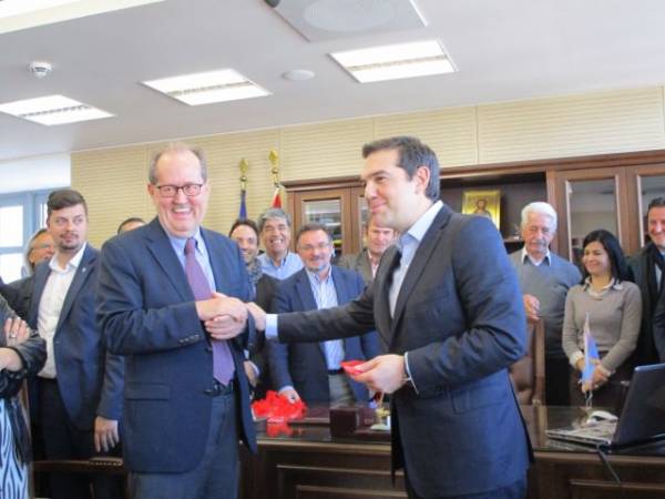 «Φωτιές» από τις δηλώσεις Καμμένου για Χρυσόστομο και το κλείσιμο του Στρατοπέδου: Νίκας καλεί Τσίπρα (vid)