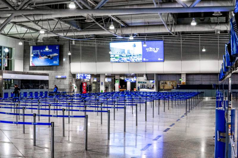 Συναγερμός στο «Ελ. Bενιζέλος» σε πτήση της Wizz Air – Αναστάτωση για 180 επιβάτες