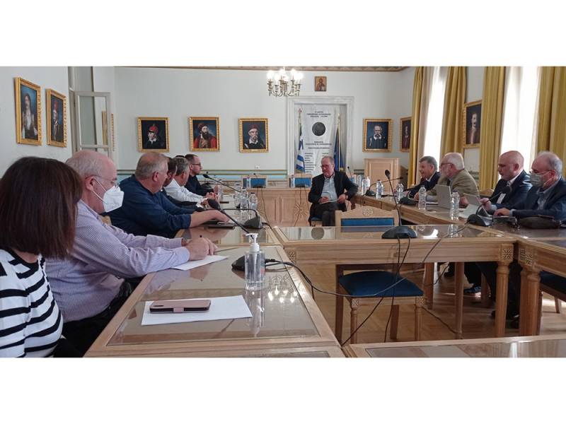 Σχέδιο επιστροφής του μεταξιού στη Μεσσηνία - 100 ευρώ το κιλό και επιδότηση μουριών 1000 ευρώ το στρέμμα