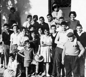 Ο Παναγιώτης Κούτρος και ο Φώτης Κουβέλης σε εκδρομή με τους προσκόπους στους Αγίους Αναργύρους