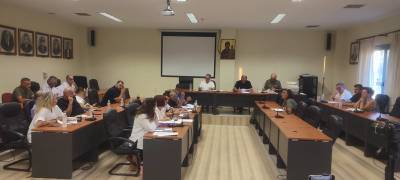 Δημοτικό Συμβούλιο Τριφυλίας: Εντονη αντιπαράθεση με διακοπή και αποχώρηση