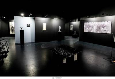 Κέρδισε τις εντυπώσεις η εικαστική έκθεση του Δήμου Καλαμάτας