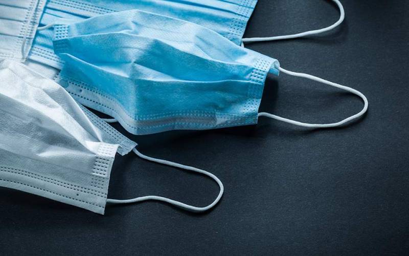 Καταγγελία της ΠΟΕΔΗΝ για αισχροκέρδεια στις μάσκες για τη γρίπη