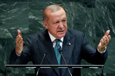 Ερντογάν: «Καλώ τη διεθνή κοινότητα να αναγνωρίσει την Τουρκική Δημοκρατία της Βόρειας Κύπρου» (βίντεο)