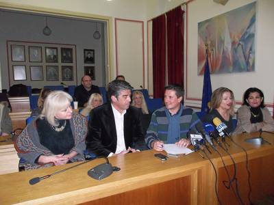 Πυρετώδεις ετοιμασίες για το "Καλαματιανό Καρναβάλι 2016"