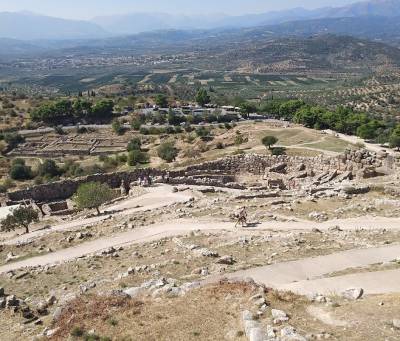 Από πού πάνε για τις... Μυκήνες;