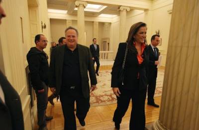 Αντιπαράθεση Ν. Κοτζιά - Ντ.Μπακογιάννη για σχέσεις με Αλβανία