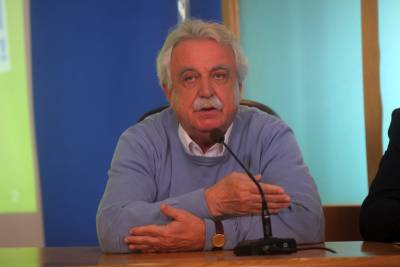 Αμέριστη συμπαράσταση Σακελλαροπούλου σε Μπένο για την Β. Εύβοια