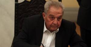 Φλαμπουράρης προς «αντάρτες»: "Συνέλθετε και επανέλθετε, αλλιώς φύγετε"