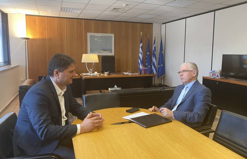Συνάντηση Αθανασόπουλου - Λυκουρέντζου για τις ζημιές στην αγροτική οικονομία