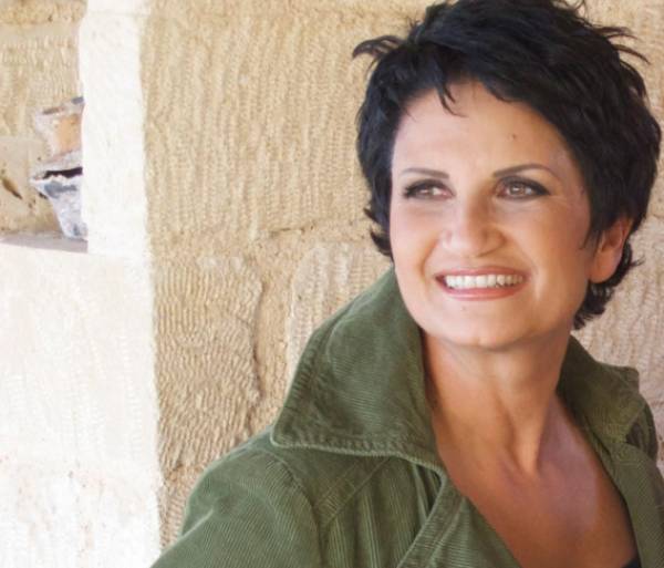 Η Άλκηστη Πρωτοψάλτη στην &quot;Ε&quot;: «Εχω τεράστια υπομονή και τρελή περιέργεια για τη ζωή»