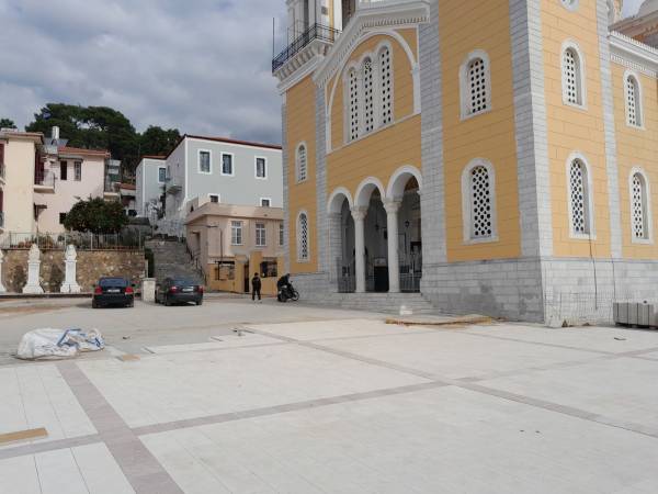 Νέες υποσχέσεις Καραγιάννη για Ναυαρίνου και Υπαπαντή: Στο νέο ΕΣΠΑ θα ενταχθεί η ανάπλαση Αναγνωσταρά (βίντεο)