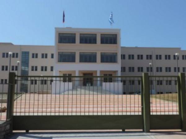 Συνεχίζεται η μετακόμιση υπηρεσιών στο νέο Δημαρχείο