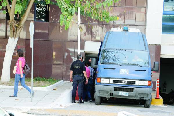 Μεσσηνία: Μία προφυλάκιση και δύο ελεύθεροι για το κύκλωμα διακίνησης ναρκωτικών