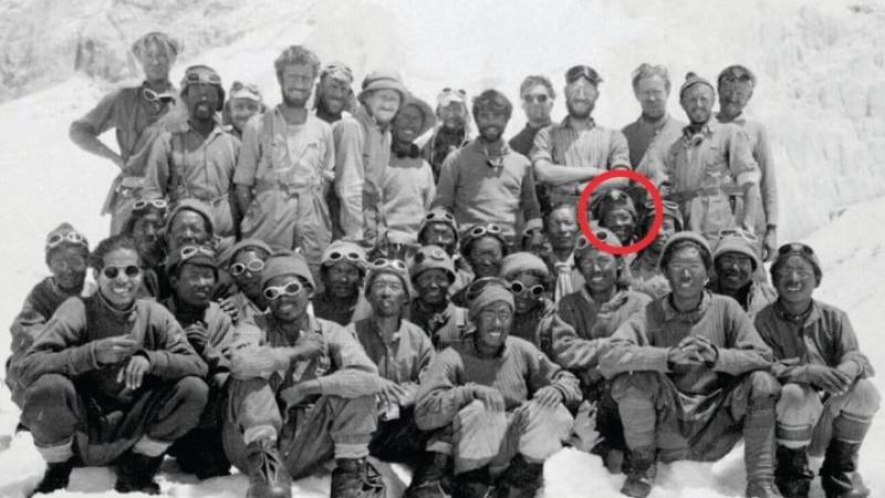 Πέθανε ο τελευταίος επιζών από την ιστορική ανάβαση του Εβερεστ με τον Χίλαρι το 1953