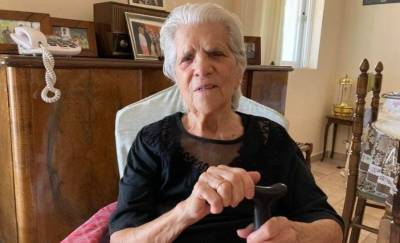 Μία Μανιάτισσα για το μοιρολόι και την παλιά ζωή των γυναικών στα χωριά