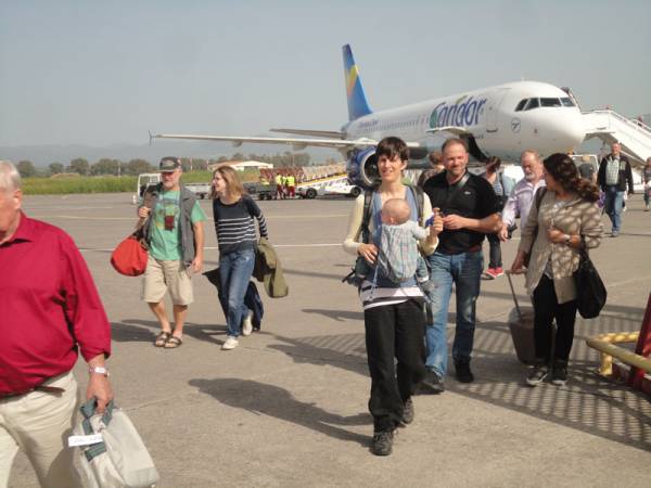 Ερευνα για την ποιότητα του αεροδρομίου Καλαμάτας