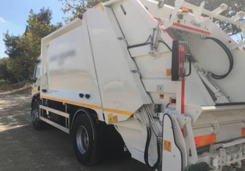 Πρόστιμο 500 ευρώ στον Δήμο Τριφυλίας για ανασφάλιστο απορριμματοφόρο