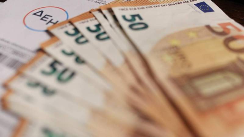 Υπερδιπλασιασμός χρεώσεων για τα σταθερά τιμολόγια της ΔΕΗ