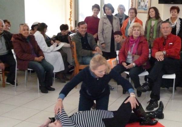 Εξετάστηκαν δωρεάν 100 ηλικιωμένοι στο Β' ΚΑΠΗ Καλαμάτας