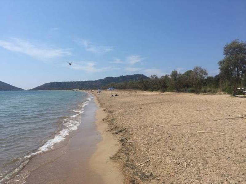 Διαγωνισμός για παραχώρηση χρήσης αιγιαλού και παραλιών σε τρεις δήμους