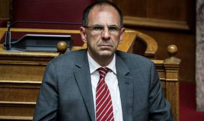 Γεραπετρίτης για εμβολιασμούς: Έχουν εγγράφει για ραντεβού 120.000 πολίτες 30 – 39 ετών