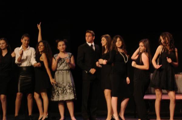 Η “Τελετή” από τη θεατρική ομάδα του Λυκείου Μελιγαλά