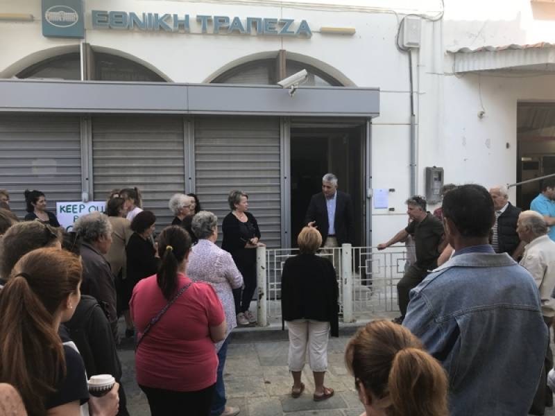 Αγωνιστές δήμαρχοι έτοιμοι για... ψηφίσματα