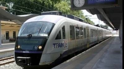 Διακόπηκαν τα δρομολόγια των τρένων στο τμήμα Λάρισα-Λειανοκλάδι λόγω της υπερχείλισης του ποταμού Ενιπέα