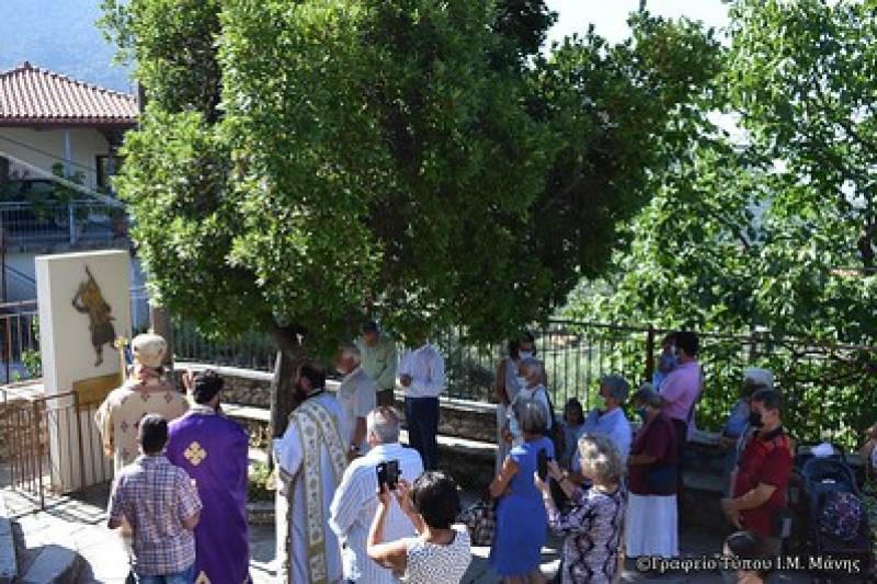 Στα Άνω Τσέρια ο μητροπολίτης Μάνης Χρυσόστομος Γ&#039; (φωτογραφίες)