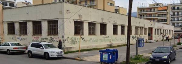 Πόλεμος κληρονόμων ρημάζει τα κτήρια