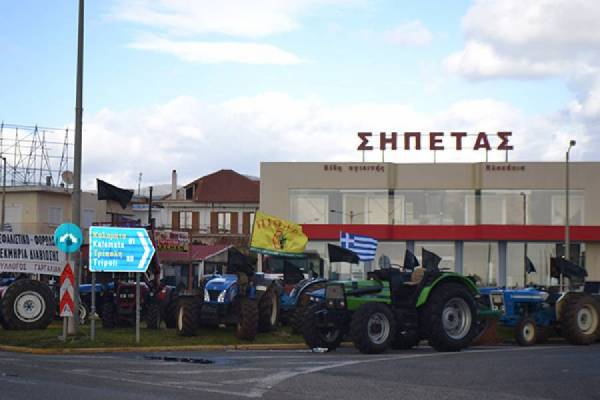 Κλειστός ο κόμβος στο Καλό Νερό