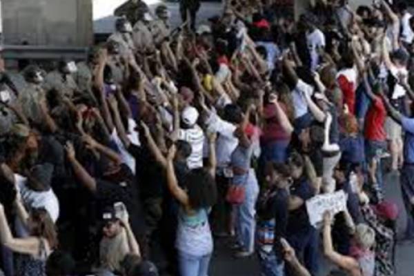 Σύλλογος Γυναικών Ελλάδας: Συζήτηση για οργάνωση απεργίας στις 8 Δεκεμβρίου