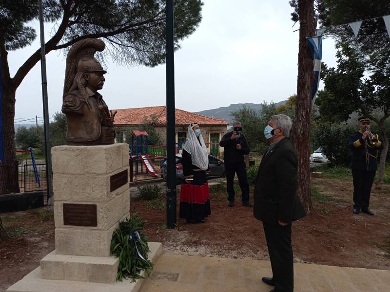 Προτομή του Κολοκοτρώνη στην Καρδαμύλη