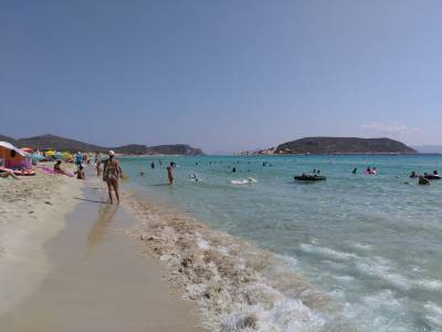 Λατρεμένος προορισμός παραμένει η Ελαφόνησος (βίντεο-φωτογραφίες)