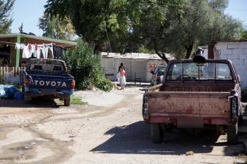 Στη δημοσιότητα τα στοιχεία των τσιγγάνων, που είχαν σπίτι τους ανήλικα παιδιά, ως δικά τους, σε καταυλισμούς στη Λακωνία