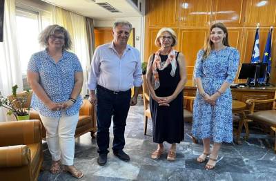 Ερυθρος Σταυρός: Το νέο Δ.Σ. στον αντιπεριφερειάρχη Μεσσηνίας - Βοήθεια για τους πυρόπληκτους