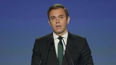 Μάντζος: Πένθος δεν σημαίνει σιωπή