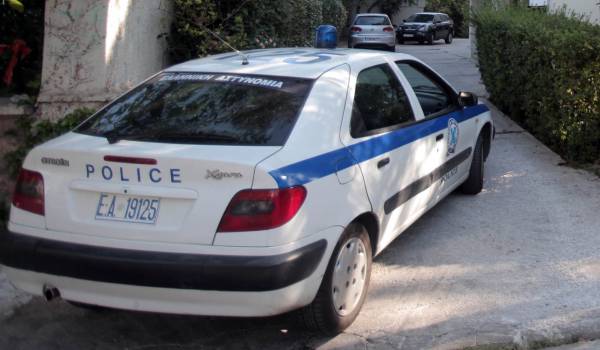 Άγνωστοι χτύπησαν και λήστεψαν ζευγάρι ηλικιωμένων σε χωριό του Βραχατίου