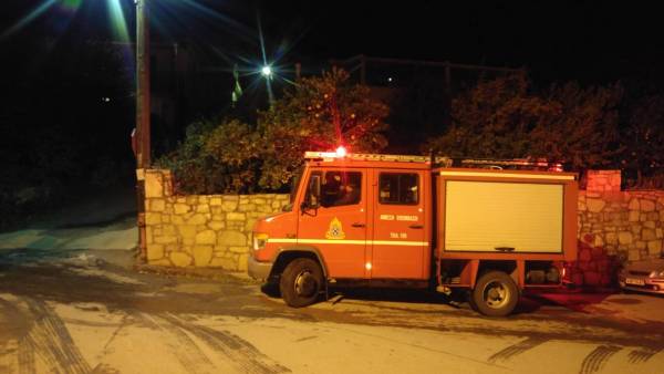 Βραδινή κινητοποίηση σε φωτιά σε κουζίνα στην Καλαμάτα