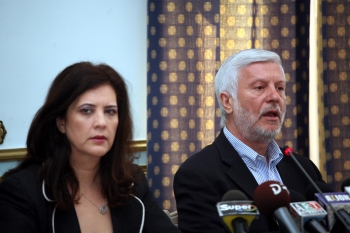 Μήνυση της &quot;Ε&quot; κατά Τατούλη για παράβαση καθήκοντος