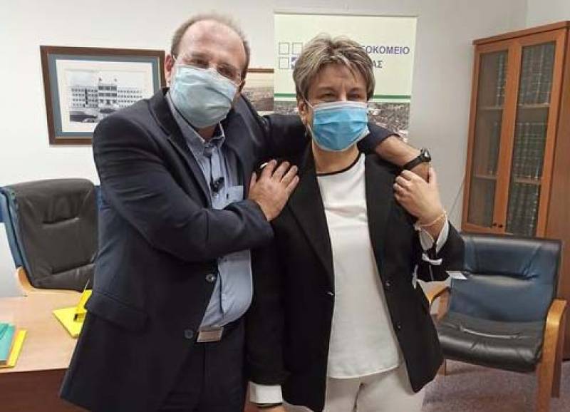 Νοσοκομείο Καλαμάτας: Παρέδωσε στην Αλειφέρη ο Μπέζος